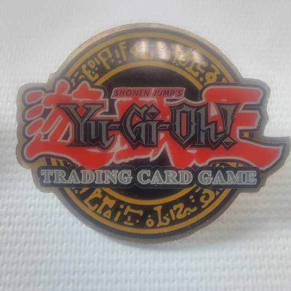 1996 Yugioh Upper Deck Trading Card Pin - Picture 2 of 4